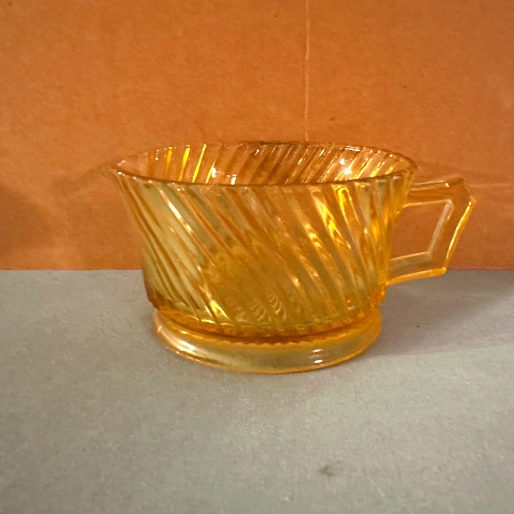 Federal Glass Amber Creamer